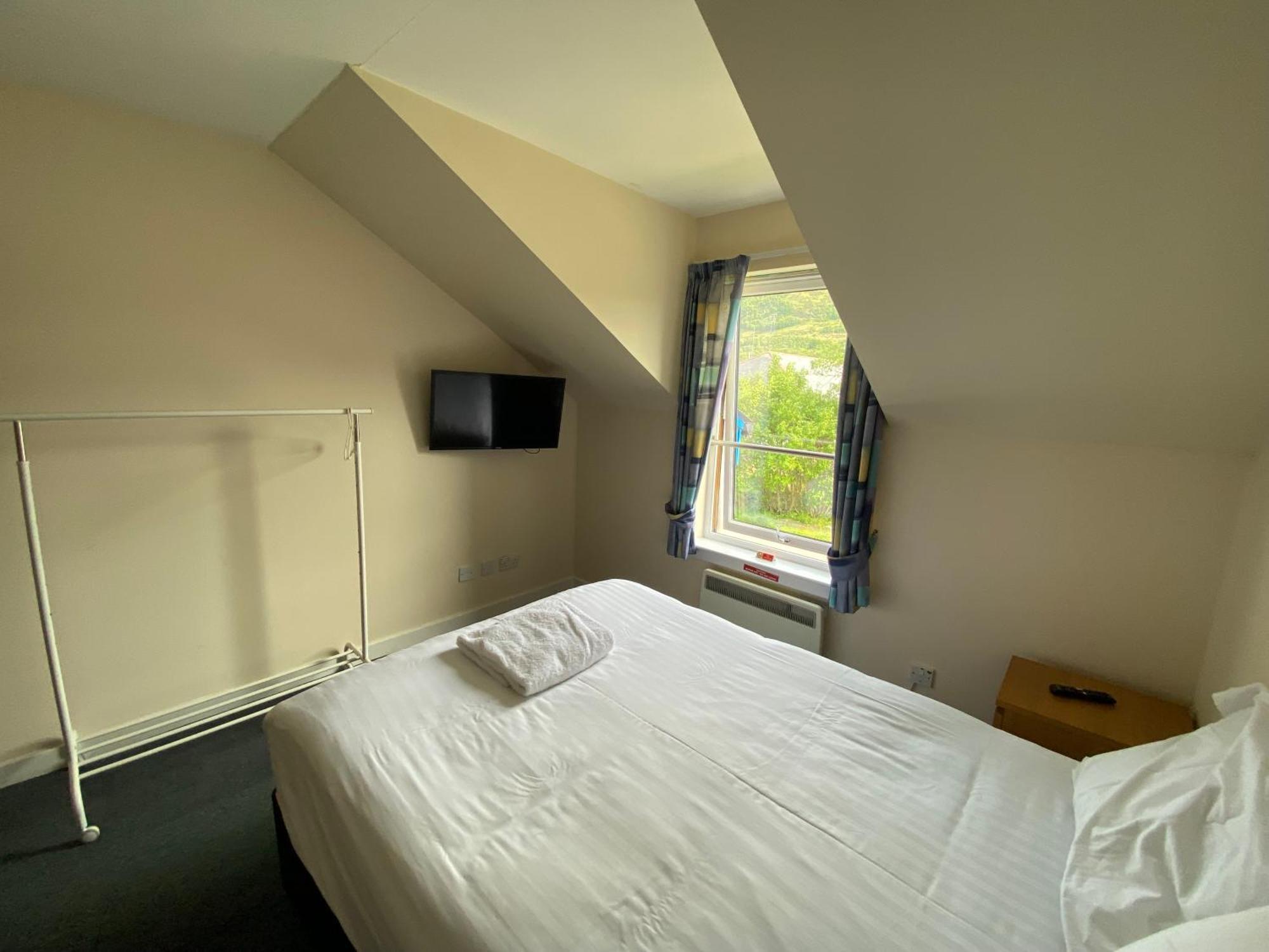 Waterfront Lodge - Accommodation Only Fort William Bilik gambar