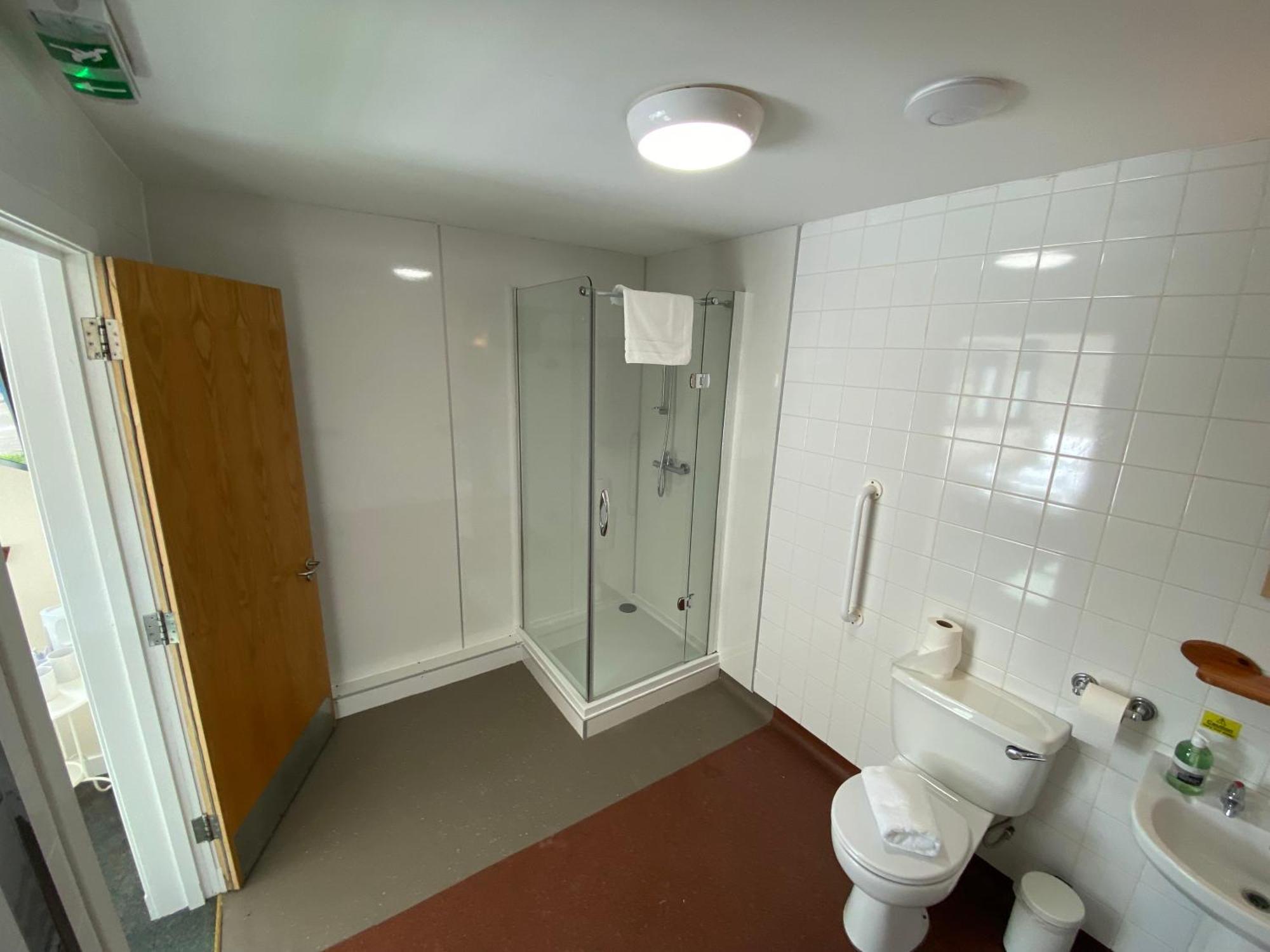 Waterfront Lodge - Accommodation Only Fort William Bilik gambar