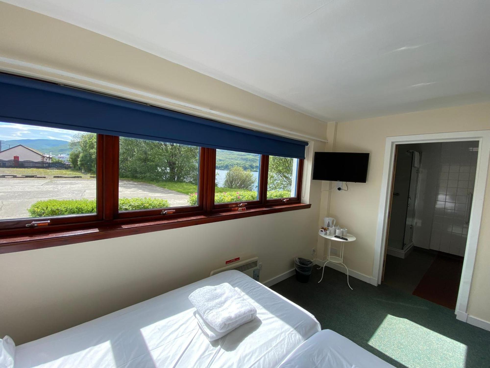 Waterfront Lodge - Accommodation Only Fort William Bilik gambar