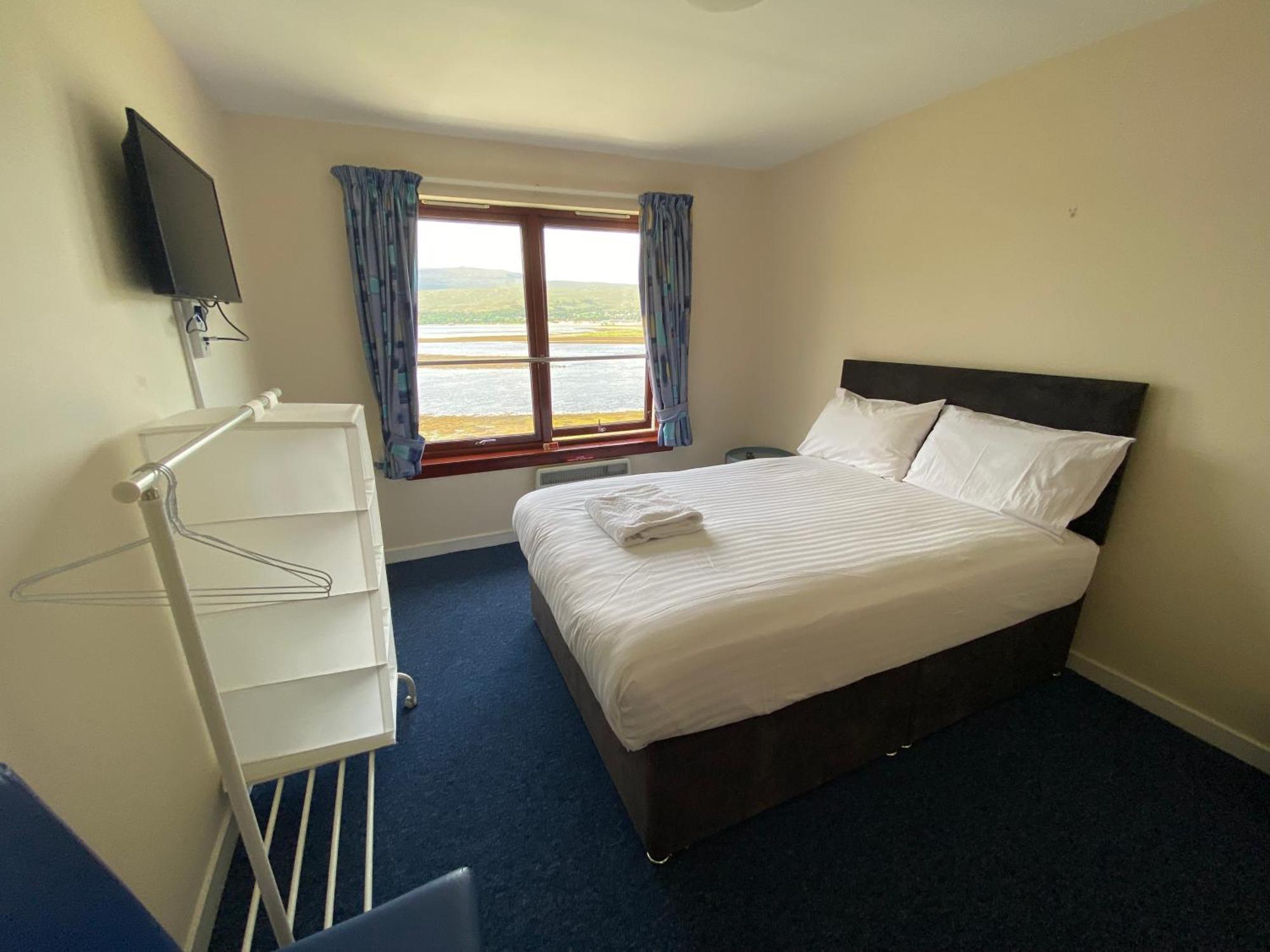Waterfront Lodge - Accommodation Only Fort William Bilik gambar