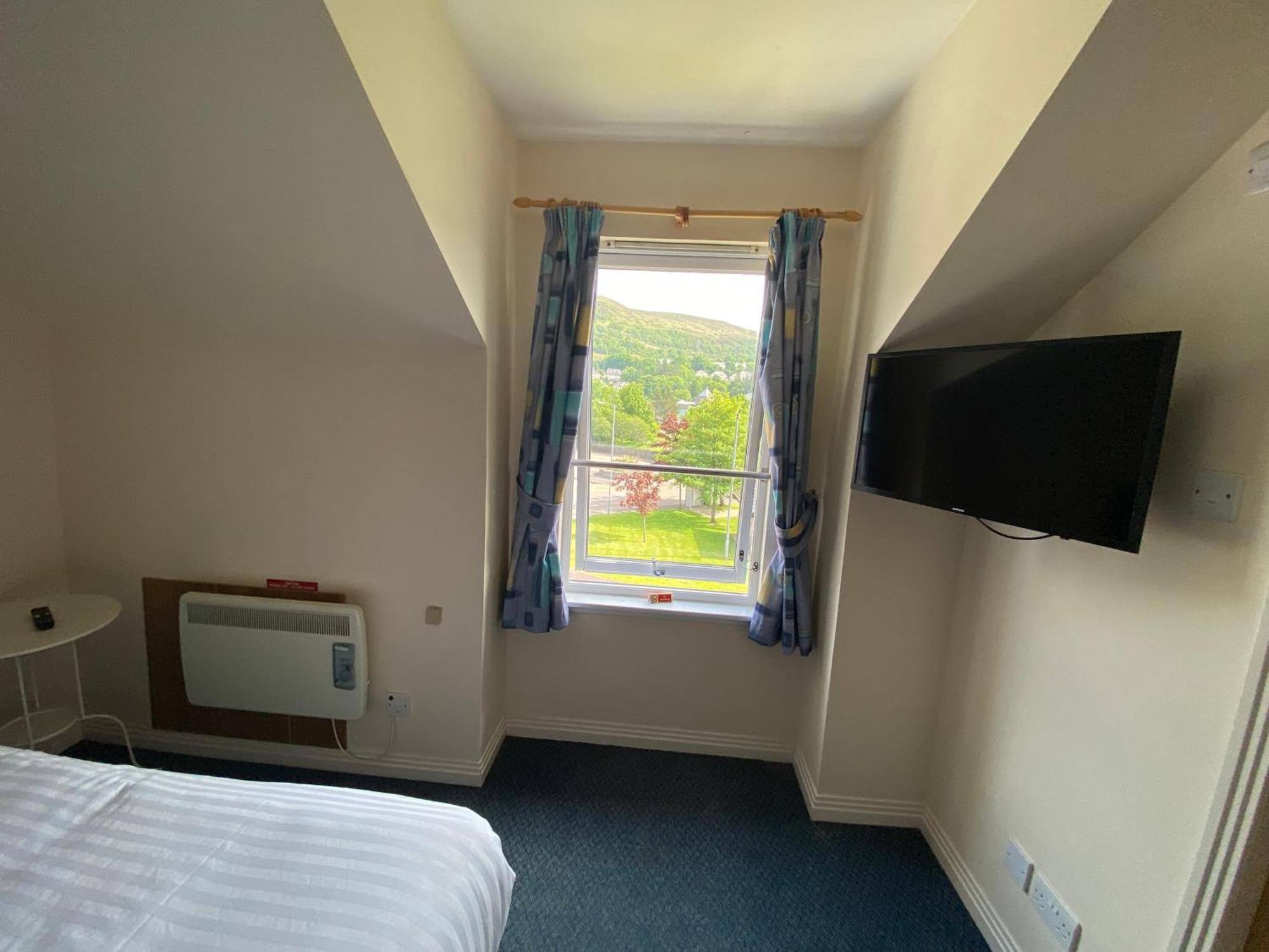 Waterfront Lodge - Accommodation Only Fort William Bilik gambar