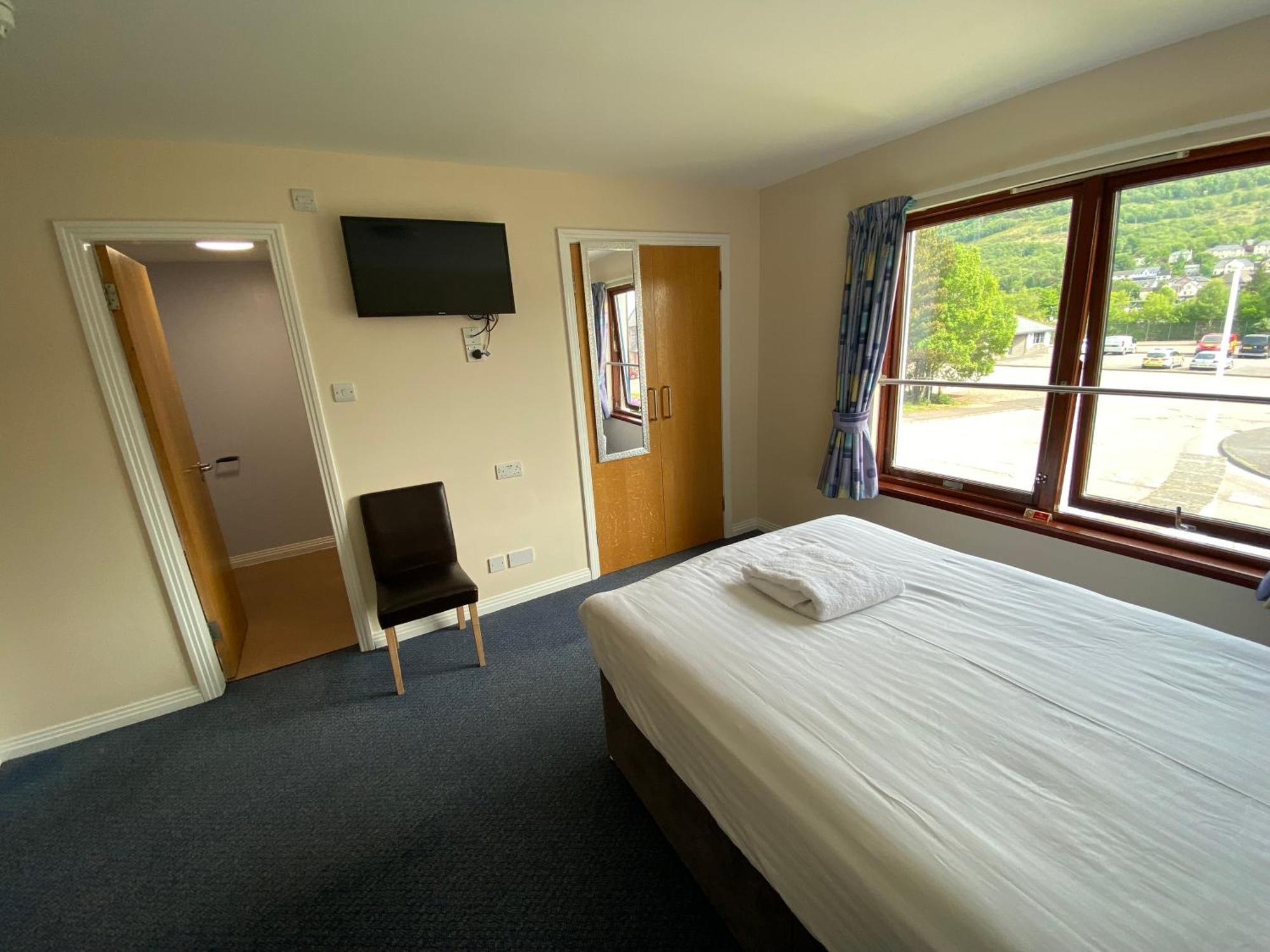 Waterfront Lodge - Accommodation Only Fort William Bilik gambar