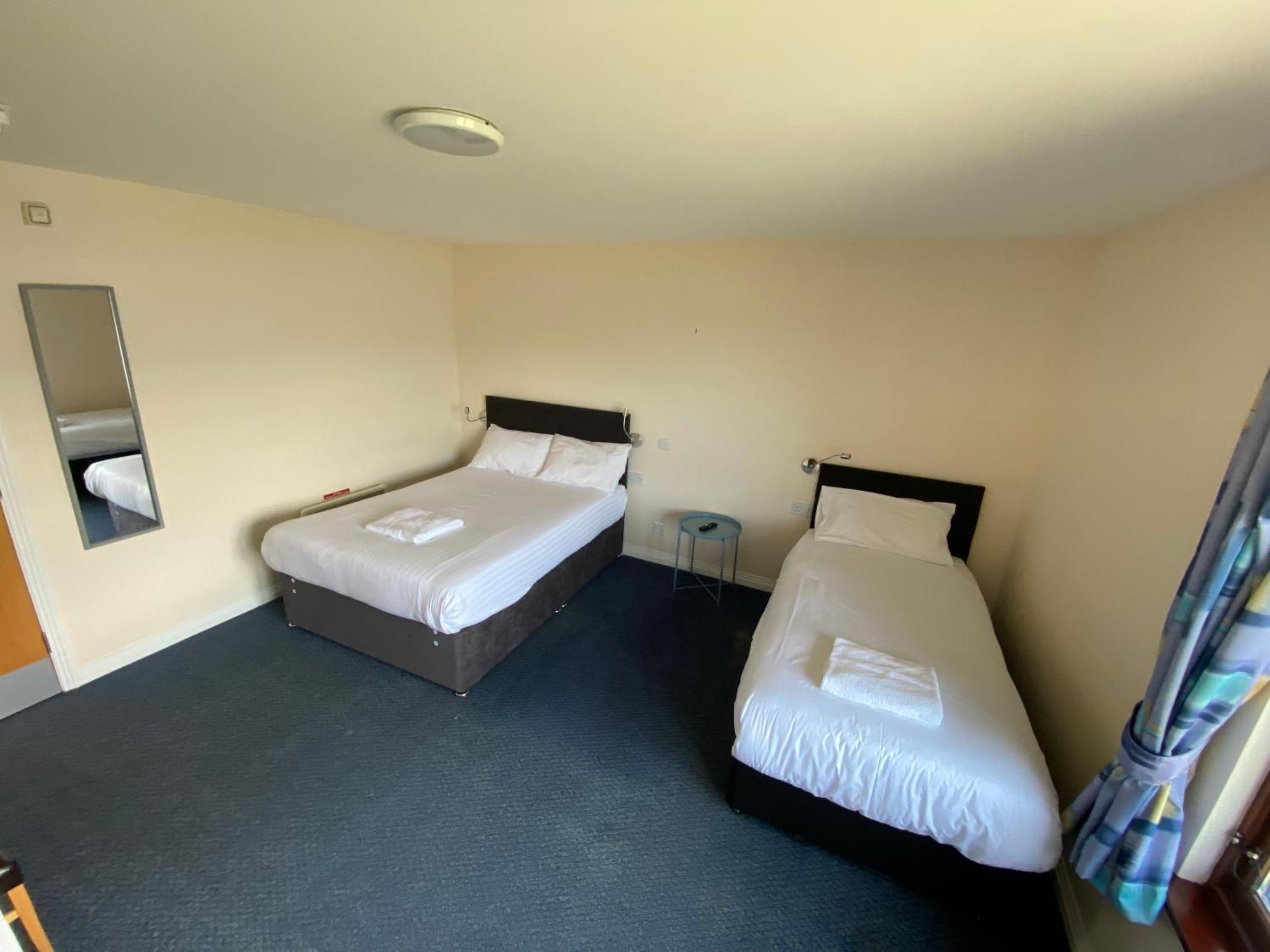 Waterfront Lodge - Accommodation Only Fort William Bilik gambar